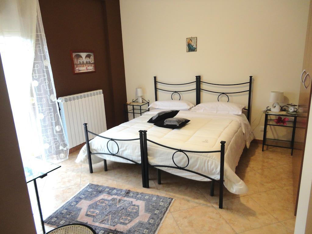 Case Vacanze Scimeca Caccamo Ruang foto